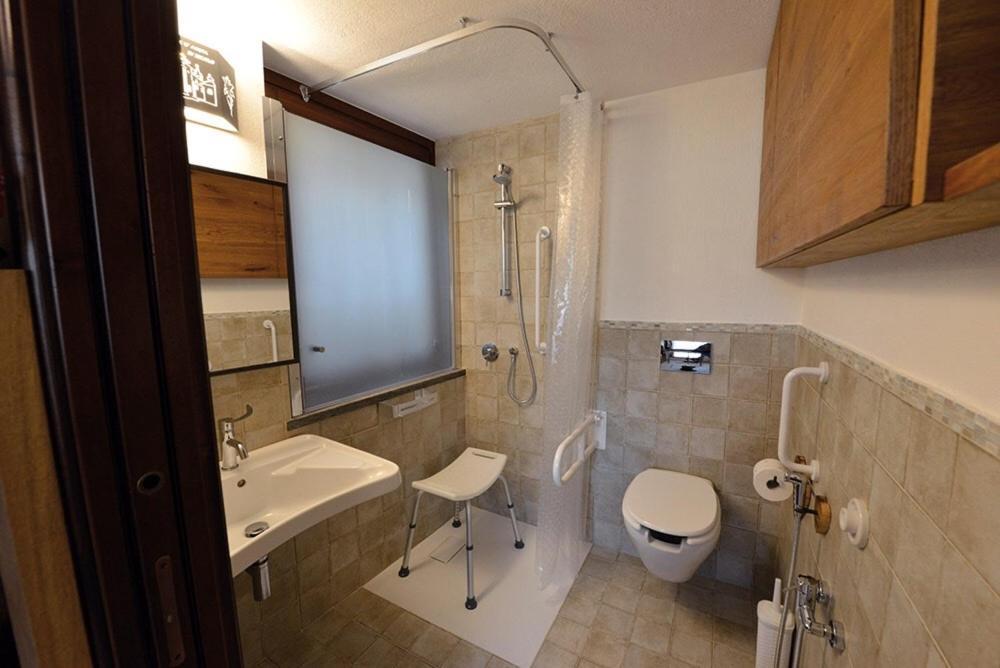 Hotel Maison Du Passage Aosta Esterno foto