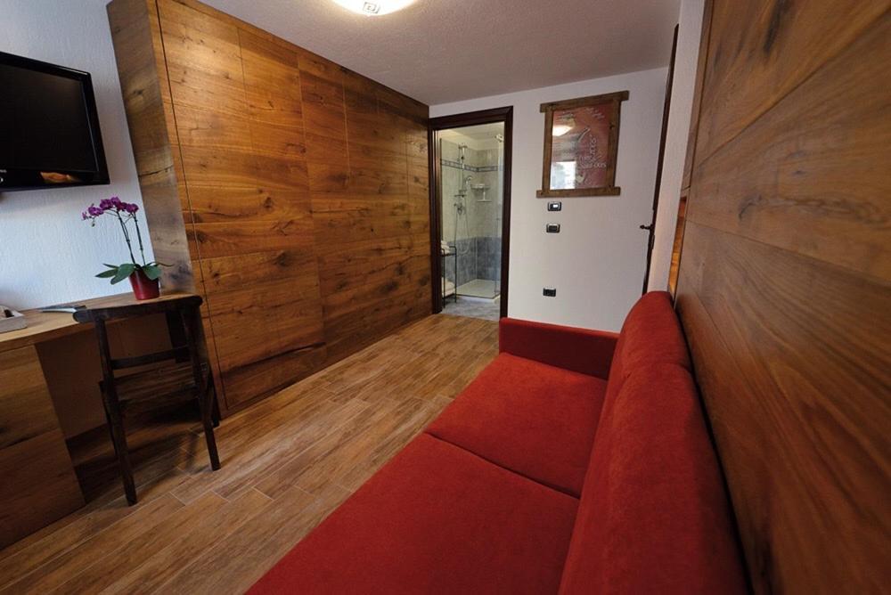 Hotel Maison Du Passage Aosta Esterno foto